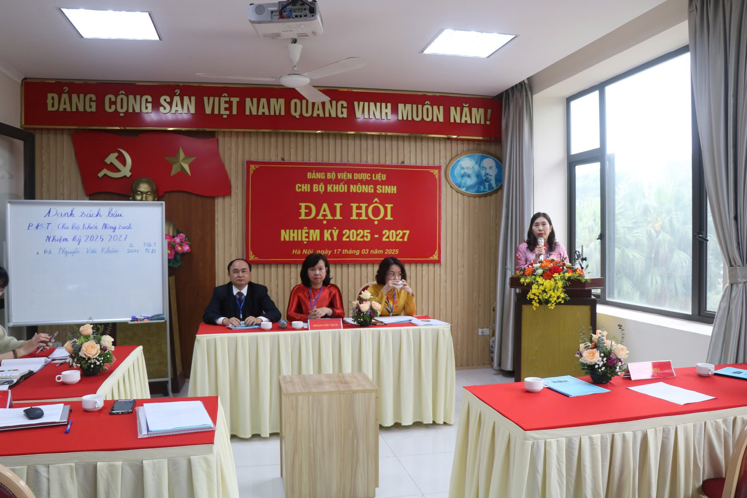 Không có ảnh